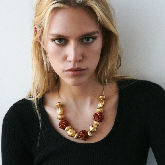 Zara Jewelry - ZARA COMBINATION BEAD AND STONE NECKLACE